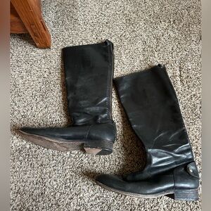 FRYE TALL BLACK LEATHER RIDING BOOTS | Size: 8.5